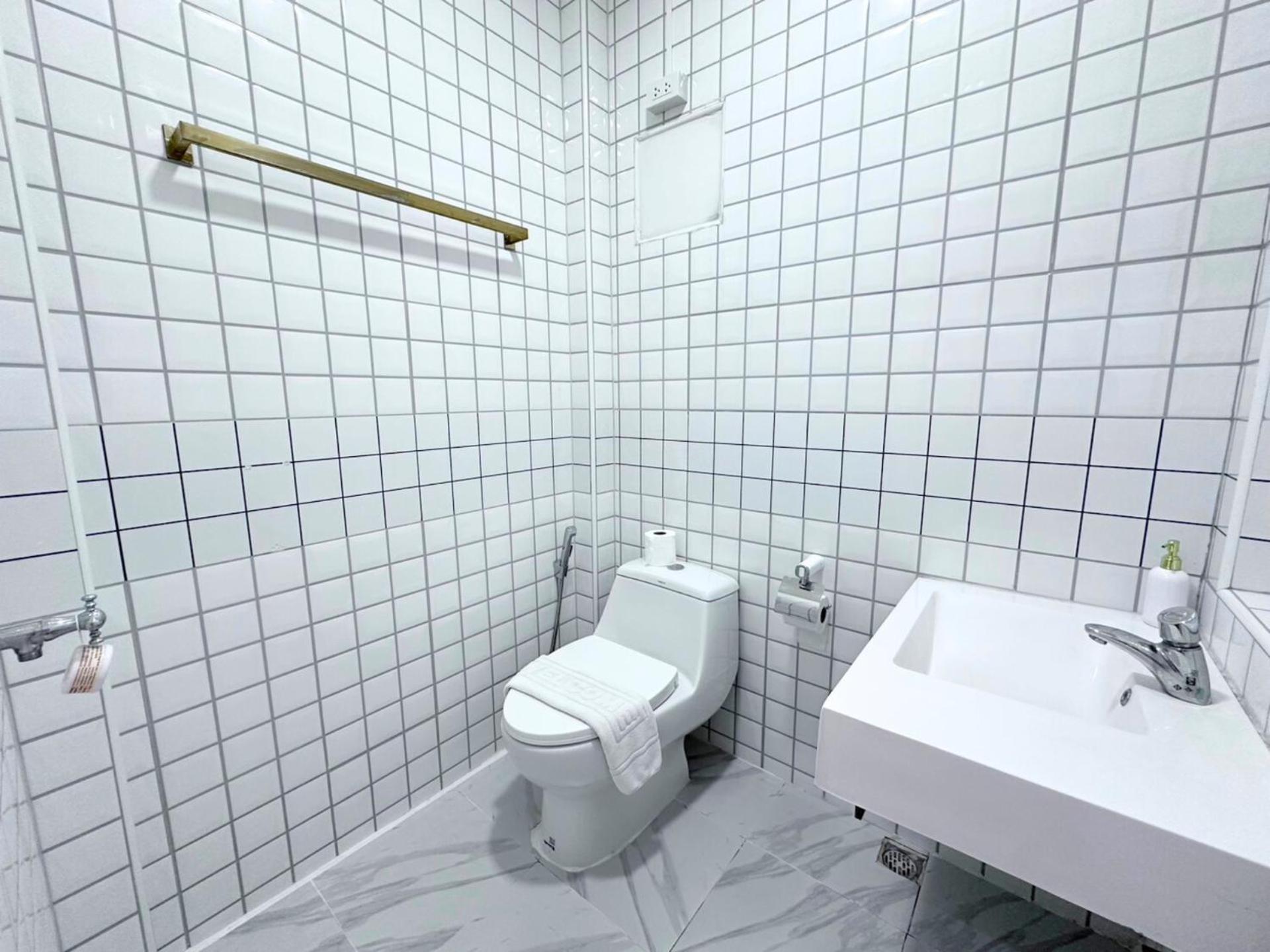 One Dhatu Ayutthaya Premium Homestay Dış mekan fotoğraf